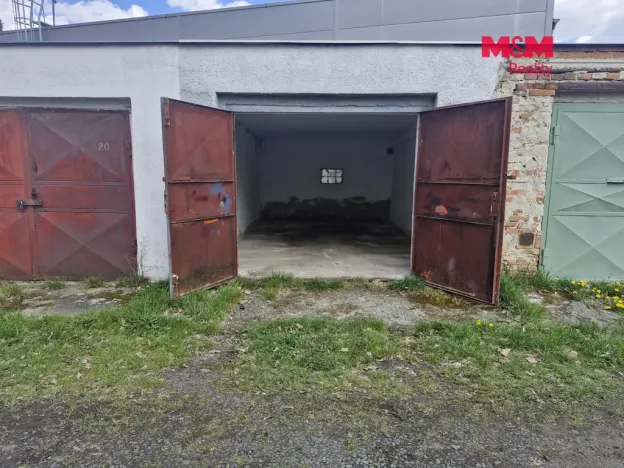 Prodej garáže, Chomutov, Zadní Vinohrady, 22 m2
