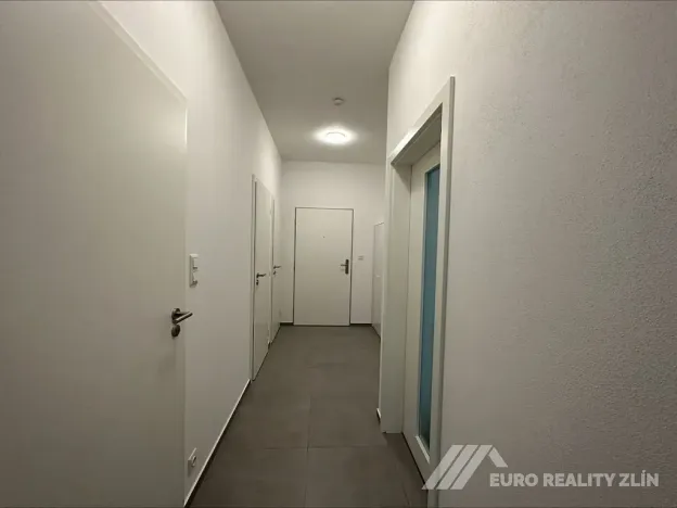 Pronájem bytu 2+kk, Zlín, Ševcovská, 65 m2