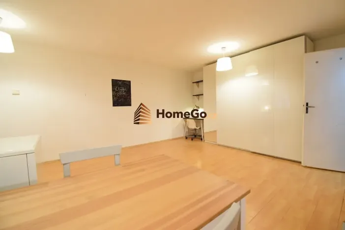 Pronájem bytu 1+kk, Praha - Žižkov, Štítného, 40 m2