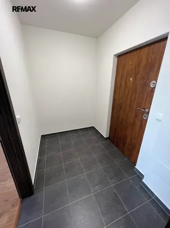 Pronájem bytu 1+kk, Lavičky, 39 m2