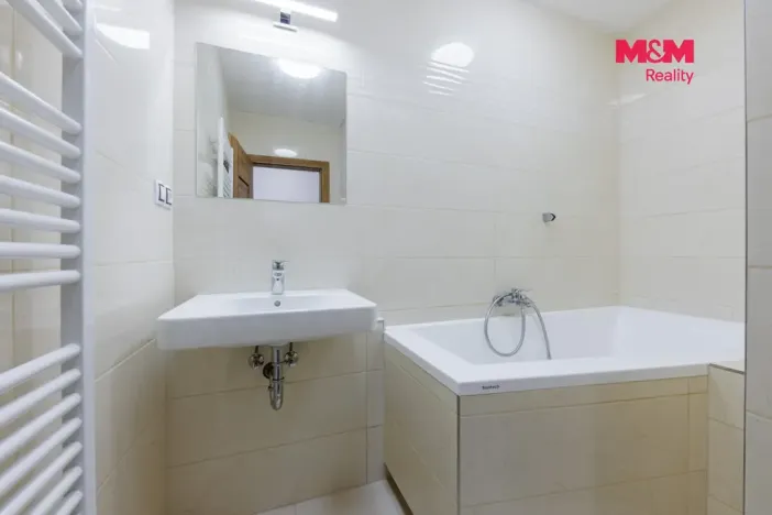 Pronájem bytu 3+1, Sokolov, Švabinského, 75 m2