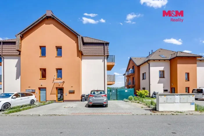 Prodej bytu 4+kk, Králův Dvůr - Levín, Na Lucberku, 141 m2
