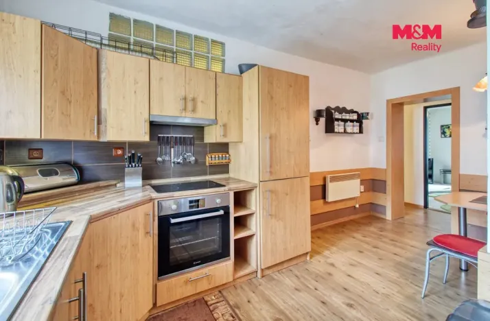 Prodej rodinného domu, Žatec, Kadaňská, 268 m2