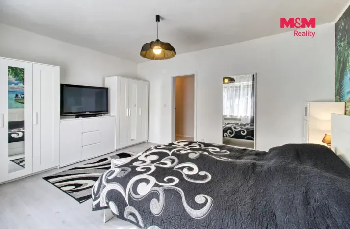 Prodej rodinného domu, Žatec, Kadaňská, 268 m2