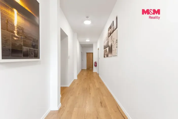 Prodej bytu 1+kk, Horní Lhota, 18 m2