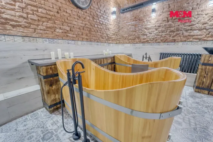 Prodej ubytování, Karlovy Vary, Foersterova, 207 m2