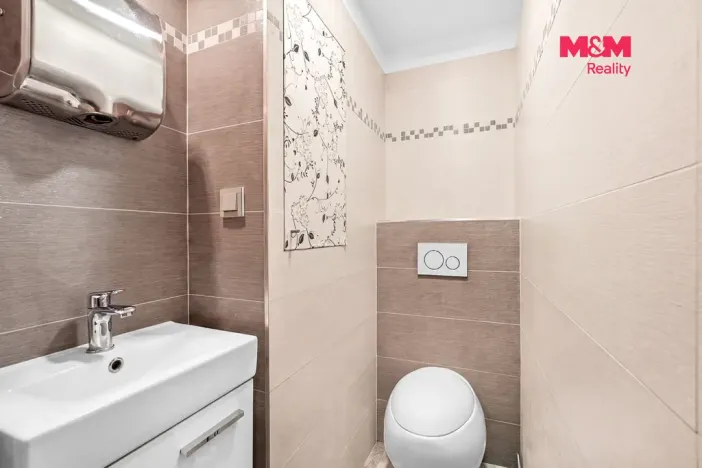 Prodej bytu 3+1, Česká Lípa, Příbramská, 65 m2