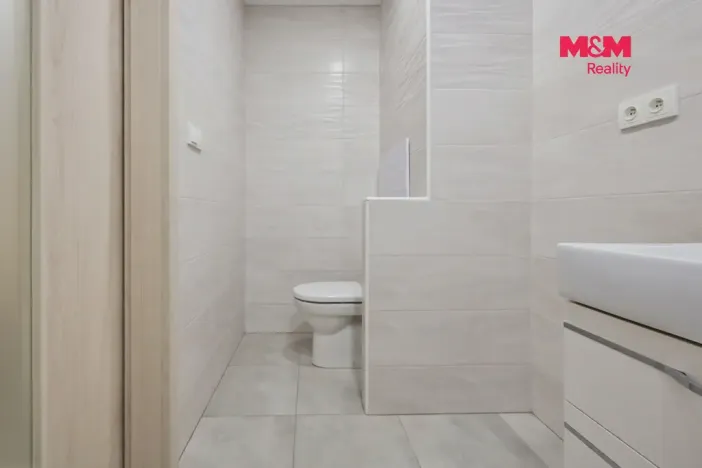 Prodej bytu 2+kk, Žďár nad Sázavou - Žďár nad Sázavou 4, Wolkerova, 70 m2