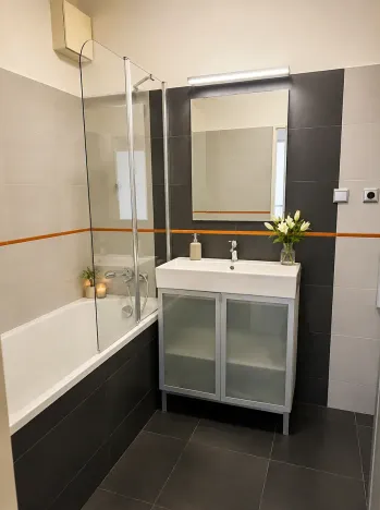 Pronájem bytu 3+kk, Praha, Vinohradská, 73 m2