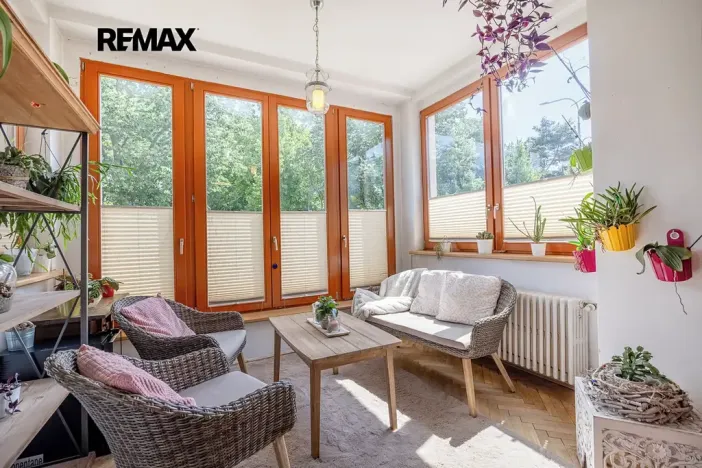 Prodej vily, Praha - Dejvice, U dejvického rybníčku, 400 m2