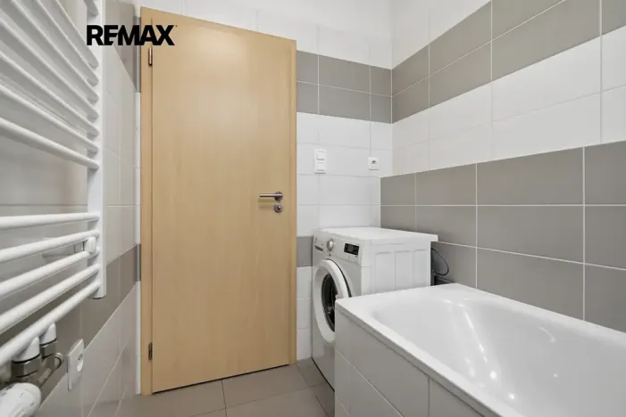 Prodej bytu 2+kk, Praha - Hostavice, U Hostavického potoka, 46 m2