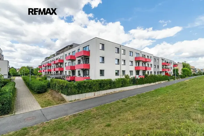 Prodej bytu 2+kk, Praha - Hostavice, U Hostavického potoka, 46 m2