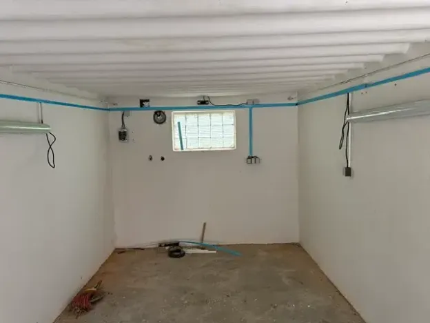 Pronájem garáže, Hradec Králové, 18 m2