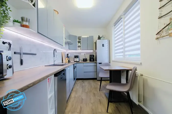 Prodej bytu 3+1, Krnov, E. Hakena, 78 m2