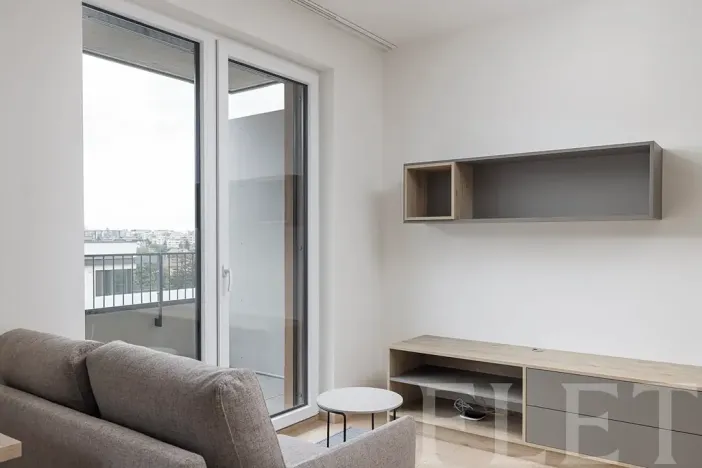 Pronájem bytu 1+kk, Praha - Řeporyje, Haenkeho, 31 m2