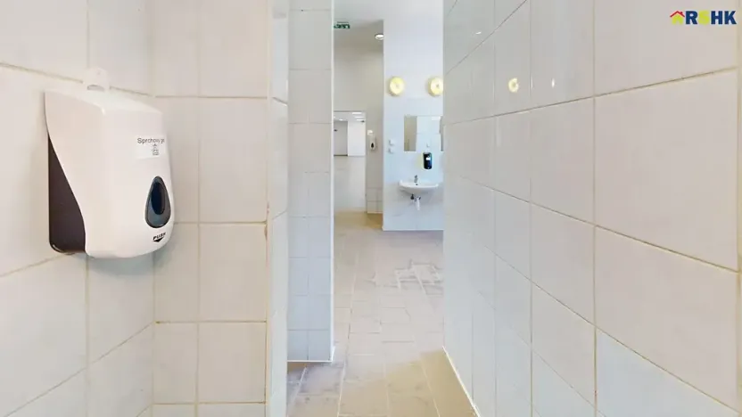 Pronájem kanceláře, Hradec Králové, Akademika Bedrny, 470 m2