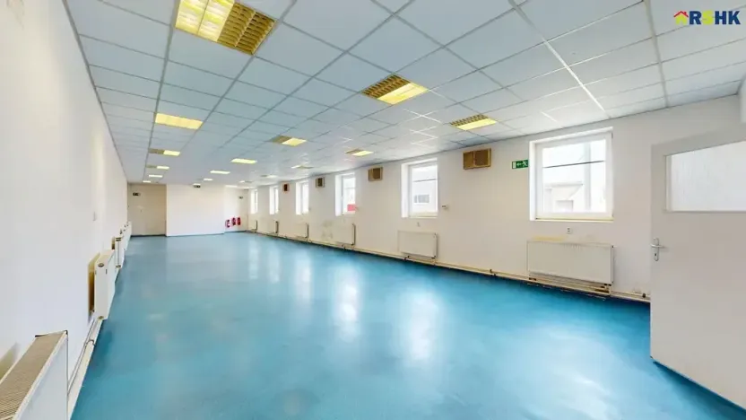 Pronájem kanceláře, Hradec Králové, Akademika Bedrny, 470 m2