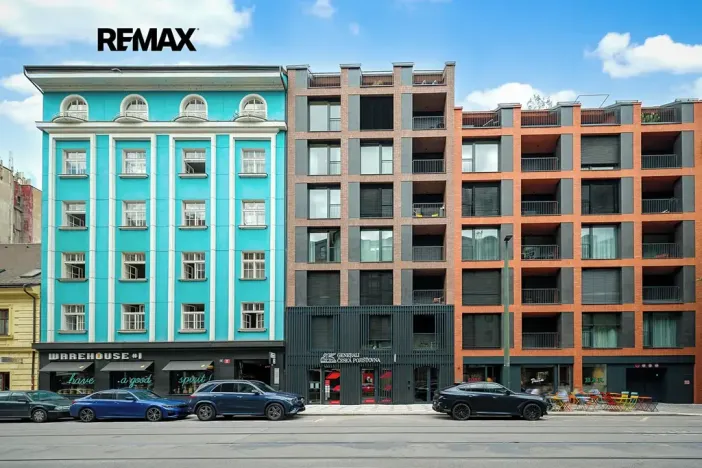 Prodej bytu 2+kk, Praha - Karlín, Sokolovská, 59 m2