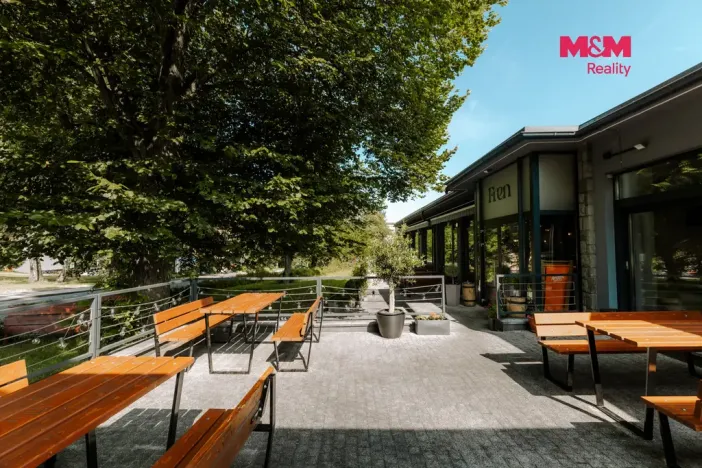 Prodej restaurace, Frenštát pod Radhoštěm, Školská čtvrť, 500 m2