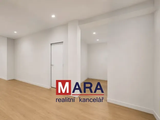 Prodej rodinného domu, Charváty, 140 m2