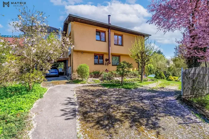 Prodej rodinného domu, Strančice, Slepá, 336 m2