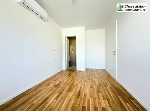 Prodej bytu 3+kk, Novalja, Chorvatsko, 68 m2