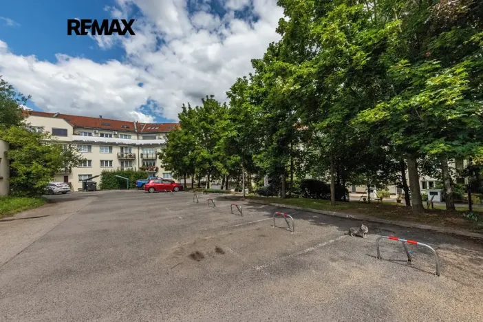 Prodej bytu 1+kk, Praha - Zbraslav, Sulova, 49 m2