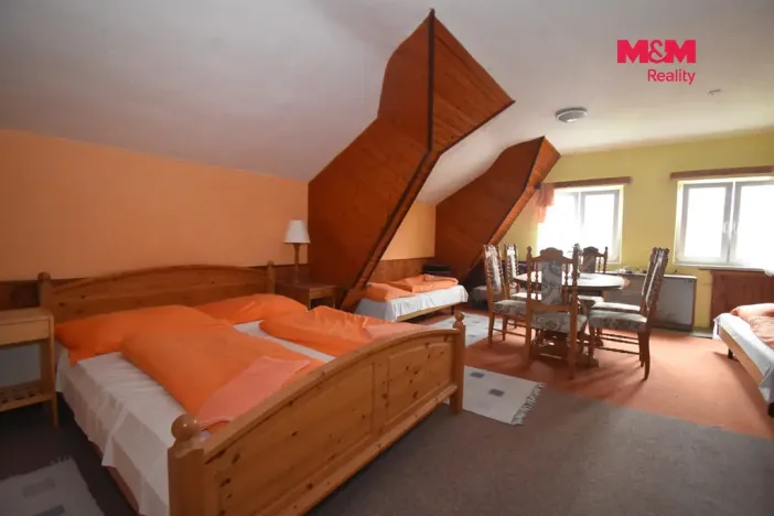 Prodej ubytování, Bílá, 900 m2