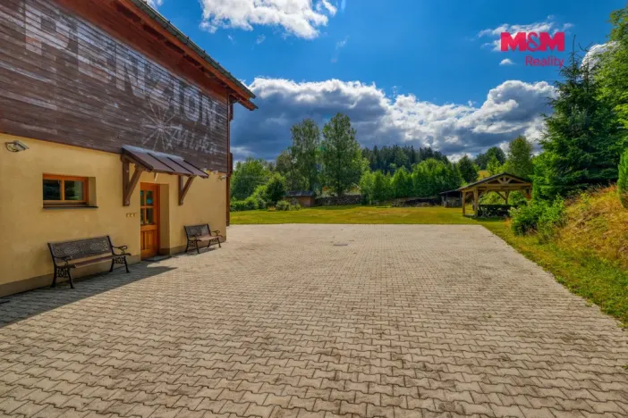 Prodej ubytování, Železná Ruda - Hojsova Stráž, 910 m2