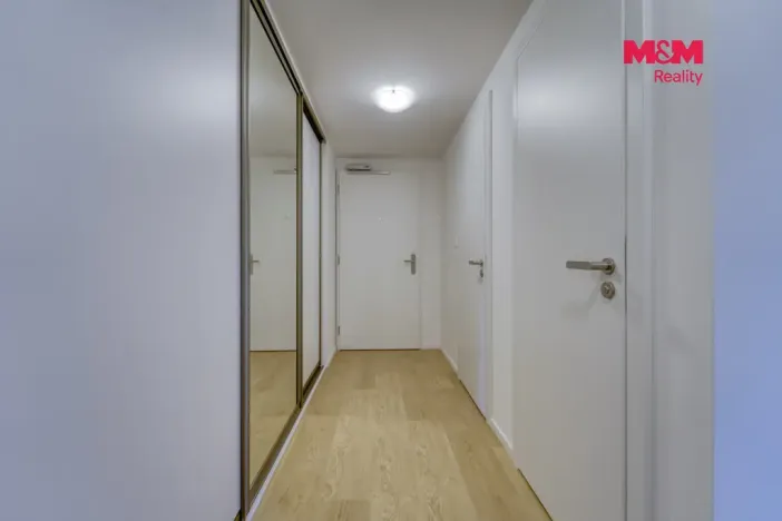 Pronájem bytu 2+kk, Praha, Hábova, 56 m2