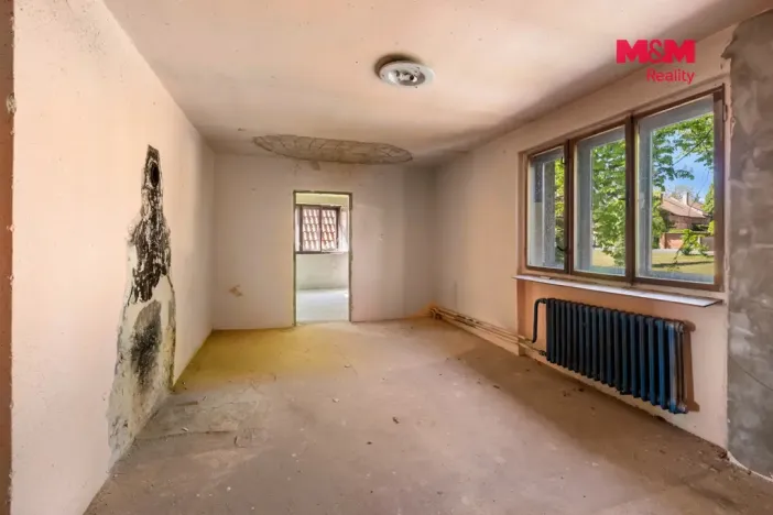 Prodej rodinného domu, Rynholec, nám. 1. máje, 363 m2