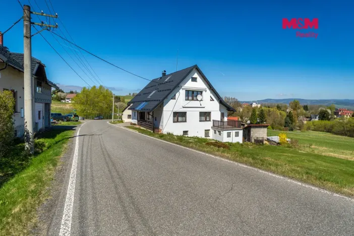 Prodej rodinného domu, Jílové u Držkova, 180 m2
