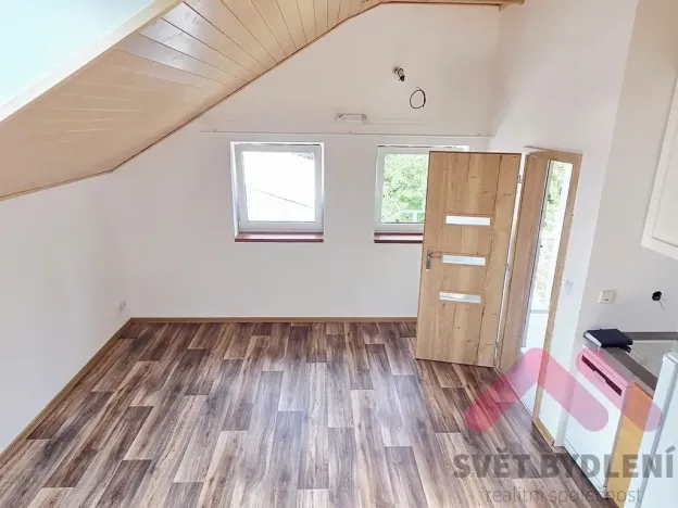 Pronájem bytu 3+kk, Hlásná Třebaň, V Úvozu, 86 m2