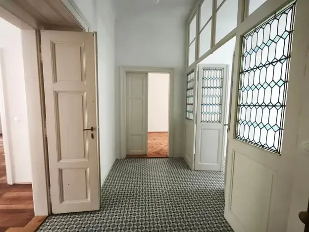 Pronájem bytu 3+1, Praha - Vinohrady, Mikovcova, 95 m2