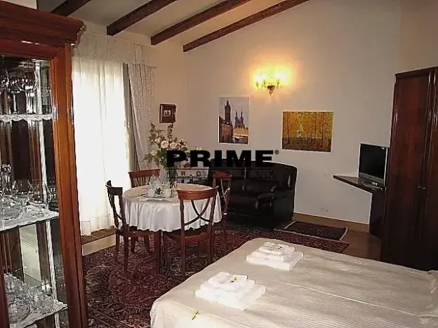 Pronájem bytu 1+kk, Praha - Vinohrady, Italská, 41 m2