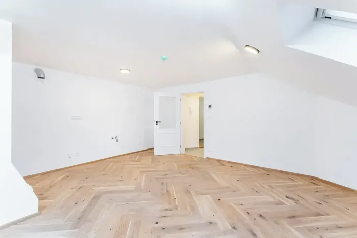 Prodej bytu 2+kk, Praha - Vršovice, Žitomírská, 54 m2
