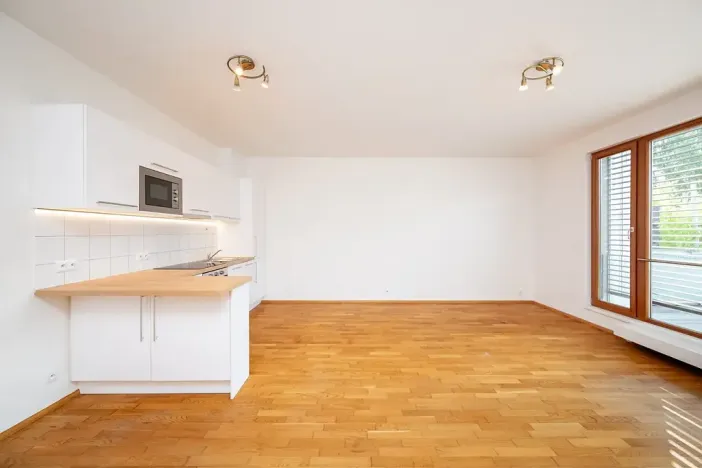 Prodej bytu 1+kk, Černošice, Mokropeská, 40 m2