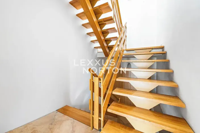Pronájem rodinného domu, Praha - Nebušice, Hornofova, 230 m2