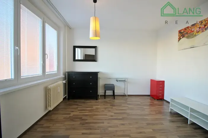 Pronájem bytu 3+1, Brno, Souhrady, 72 m2