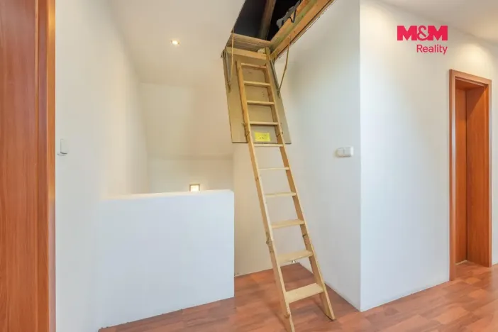 Prodej rodinného domu, Líbeznice, Nedvědova, 126 m2