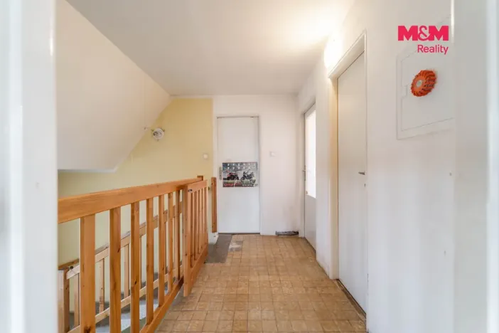 Prodej rodinného domu, Lochovice, 180 m2