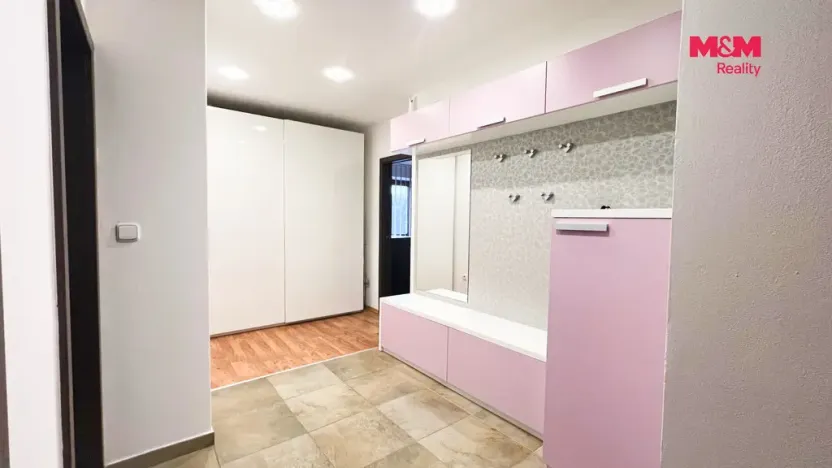 Pronájem bytu 3+kk, Polešovice, 94 m2
