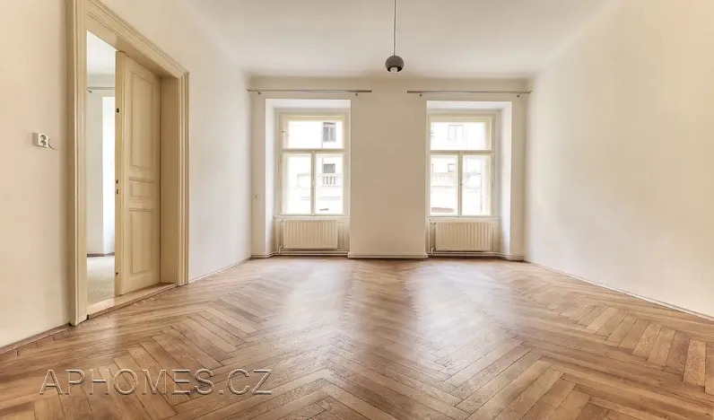 Pronájem bytu 3+1, Praha - Nové Město, Na hrádku, 101 m2