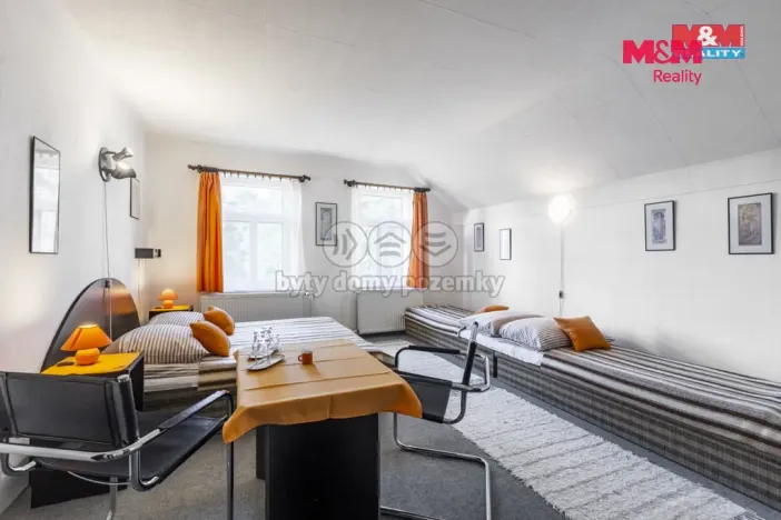 Prodej rodinného domu, Deštné v Orlických horách, 590 m2