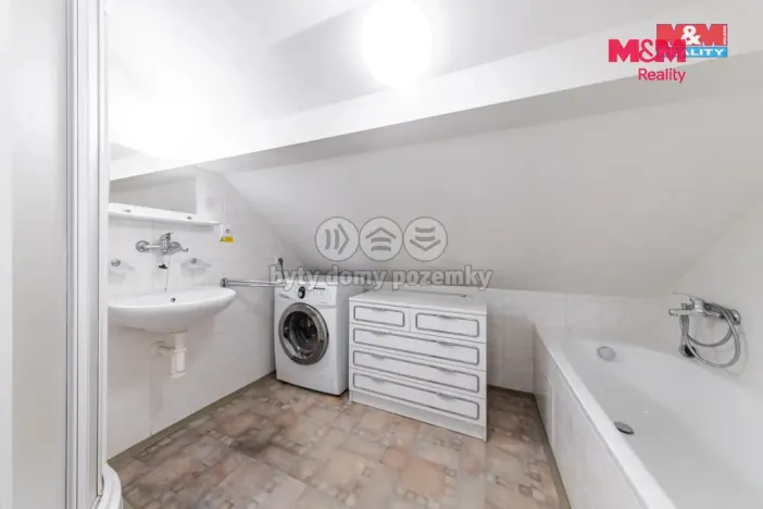 Prodej rodinného domu, Deštné v Orlických horách, 590 m2