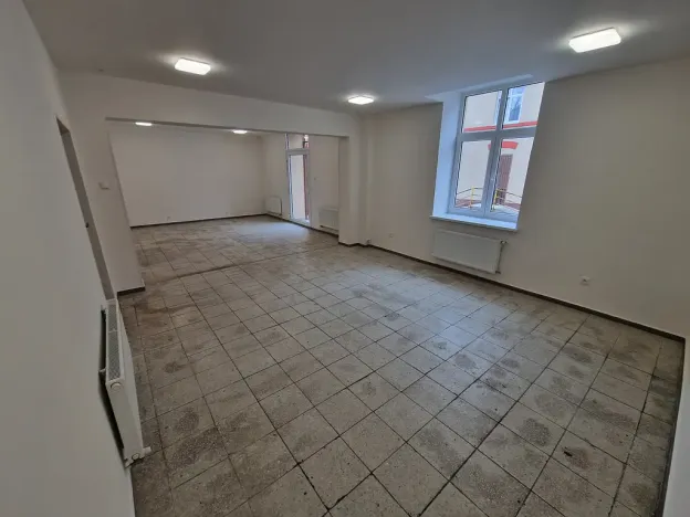 Pronájem obchodního prostoru, Ostrava - Mariánské Hory, Bendlova, 80 m2