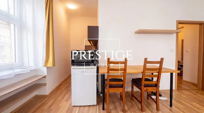 Pronájem bytu 1+kk, Praha - Holešovice, Veletržní, 40 m2