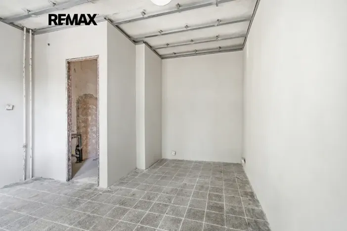 Prodej ordinace, Plzeň, Rokycanská, 27 m2