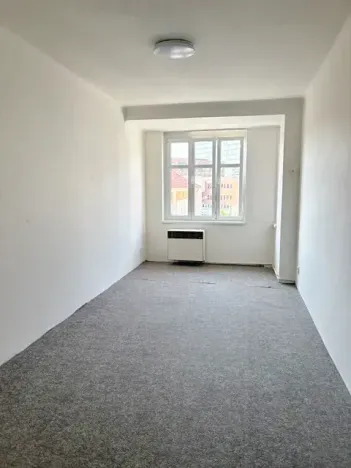 Pronájem bytu 2+kk, Praha, Zelená, 51 m2