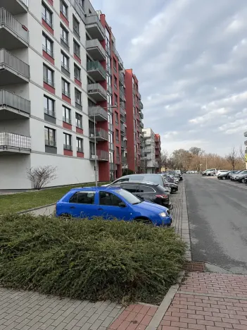 Pronájem bytu 2+kk, Pardubice, Pod Vinicí, 52 m2
